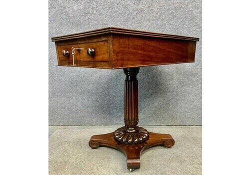 Quality William IV Mahogany 2 Drawer Table