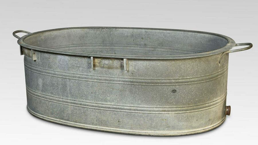 Galvanised Tin Bath Vinterior