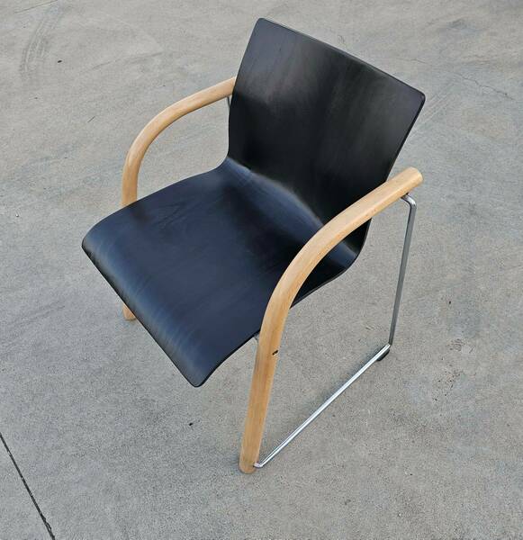 Set Of 4 Thonet Chairs Model S320 By Wulf Schneider And Ulrich Bohme In Black // Memphis Style Thonet Chair // Made In Austria In 1984 photo furniture
