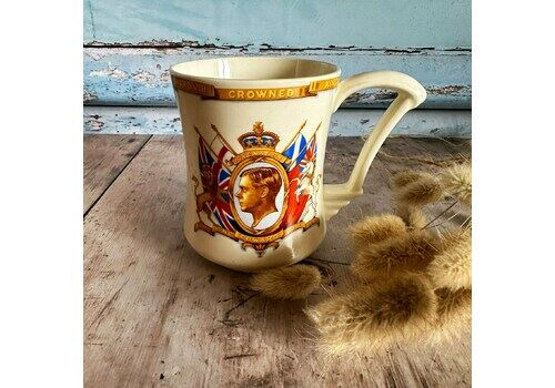 Vintage Edward VIII Coronation Mug