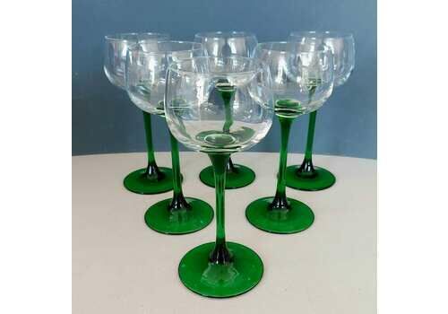 6 Vintage Green Stemmed Wine Glasses, Elegant Waisted Stems, Luminarc France, Mid Century, Excellent Condition