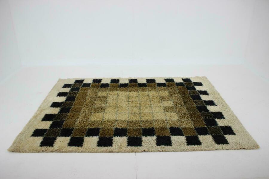 1960s Abstract Wool Carpet By Hojer Eksport Wilton, Denmark photo for sale