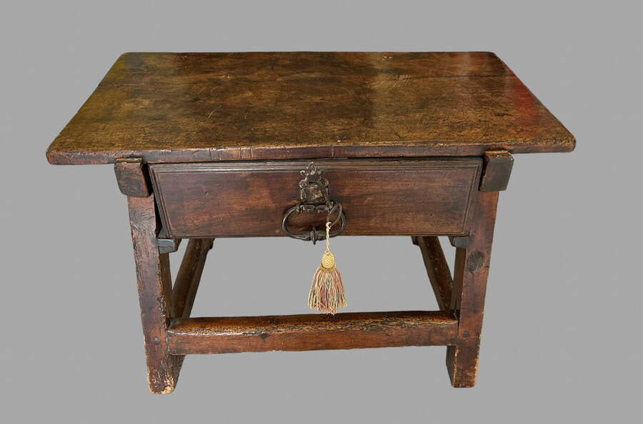 An Attractive C17th Spanish Walnut Side Table photo furniture
