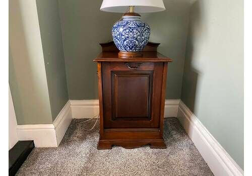 Antique Edwardian Mahogany Coal Purdonium Cabinet Pot Cupboard Bedside Table.