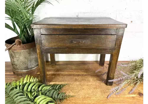 Antique Colonial Indian Small Low Campaign Writing Desk Lamp Bedside Plant Table