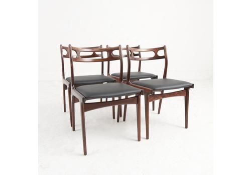 A Nice Set Of Four Dining Chairs 
