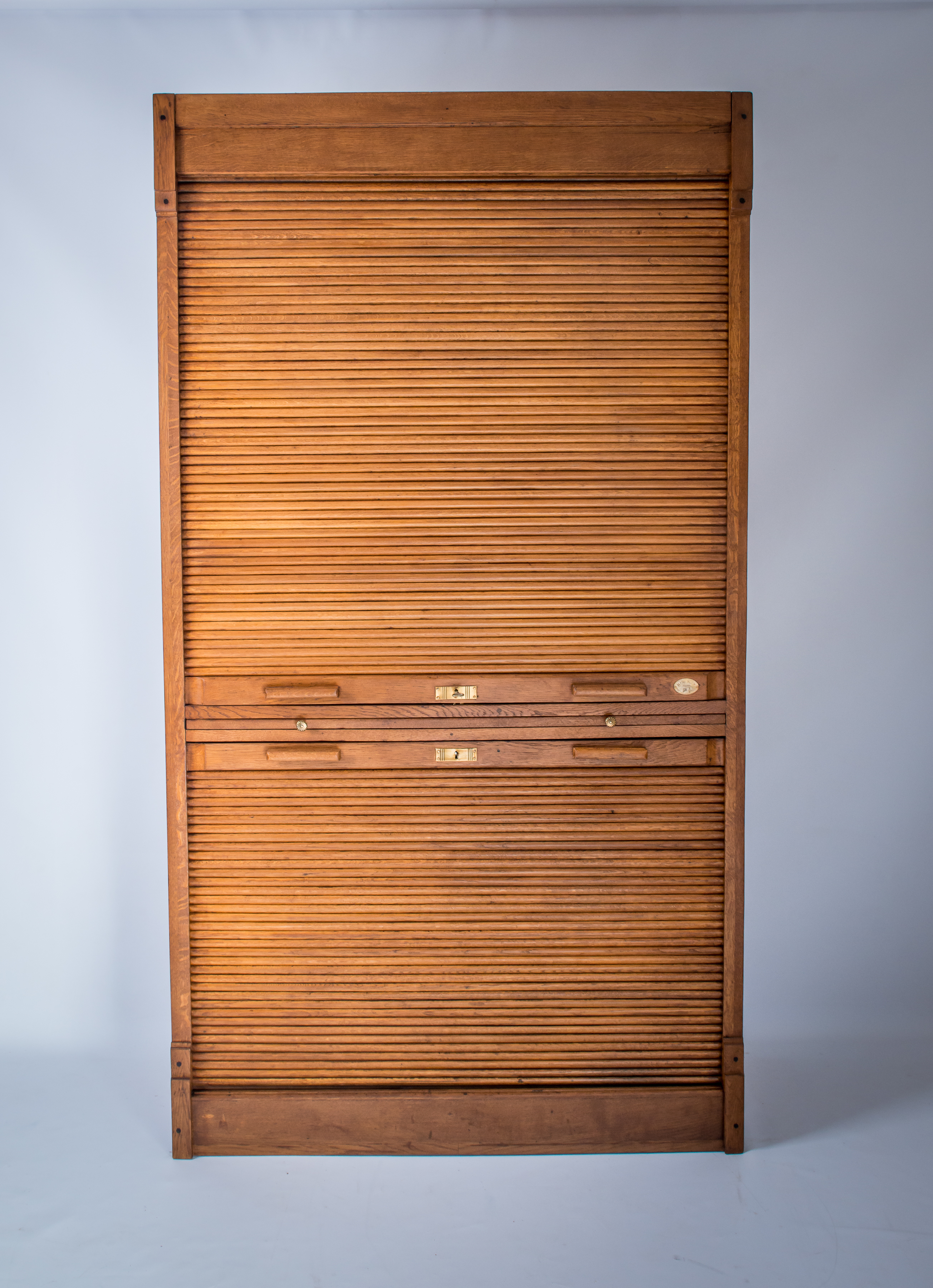 Antique Extra Large Wooden Oak Pigeon Hole Tambour Filing Cabinet