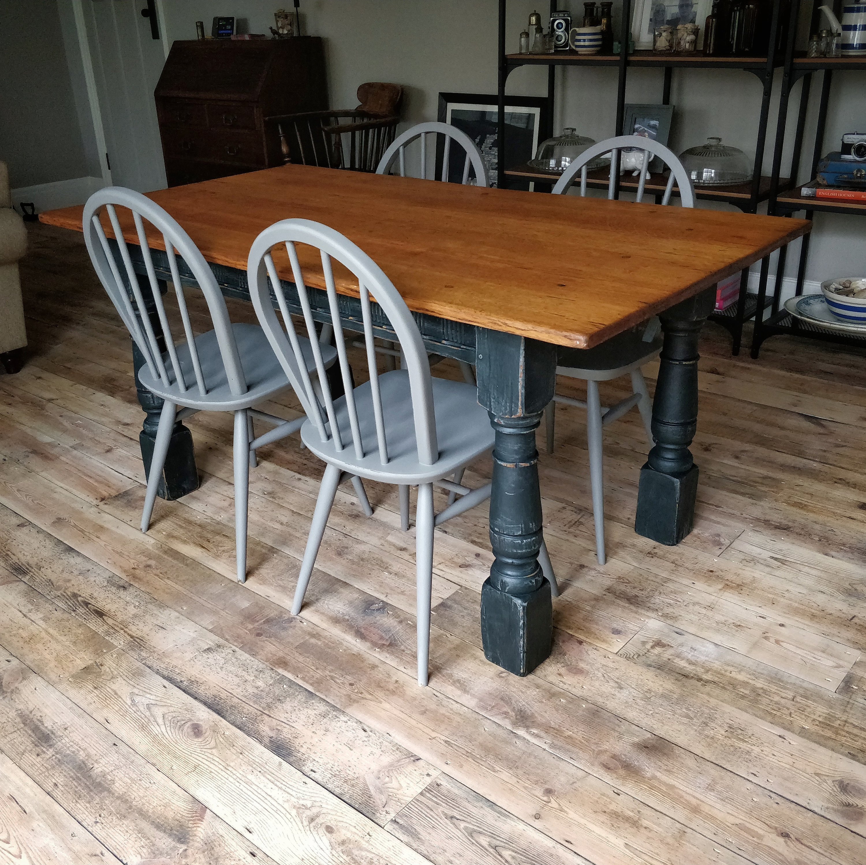 Beautifully Rustic Solid Oak Dining Table And 4 Ercol Chairs Kitchen Vintage Painted Beautifully Rustic Solid Oak Dining Table And 4 Ercol Chairs Kitchen Vintage Painted