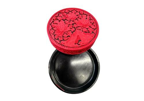 Chinese Red Cinnabar And Black Lacquer Round Jewellery Box / 17.1cm Diameter