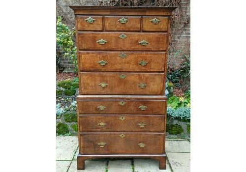 Beautiful Early 18th Century Walnut Chest On Chest