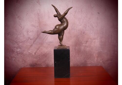Modern Bronze Female Nude Sculpture – Elegant Art Décor, Perfect Gift For Art Lovers