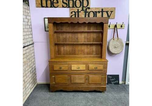 Early 20thc Large Triple Honey Oak Dresser 3 Drawers Over Cupboard Plate Racks