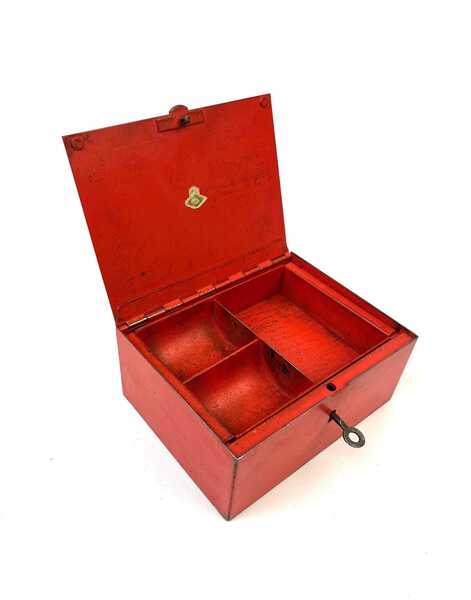Very Rare Original Bauhaus Money Jewelry Box By Marianne Brandt For Ruppelwerke photo for sale
