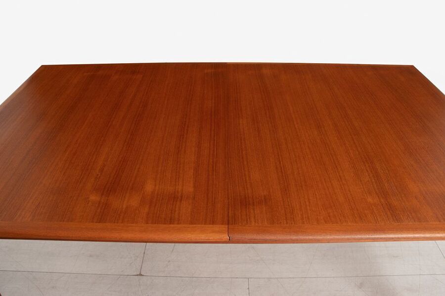Large Midcentury Extending Teak Dining Table By Dalescraft C.1965 photo 2200.0