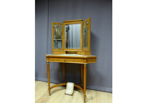 Vintage Dressing Table Retro Antique Louis Xvi Style Dressing Table Flag
