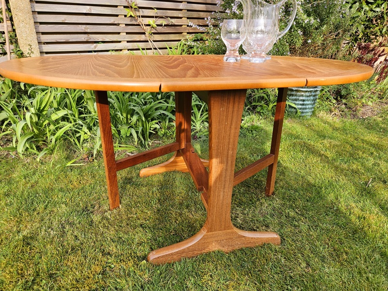 Parker Knoll(パーカーノール) /ドロップリーフ コーヒーテーブル Parker Knoll – NONOR FURNITURE