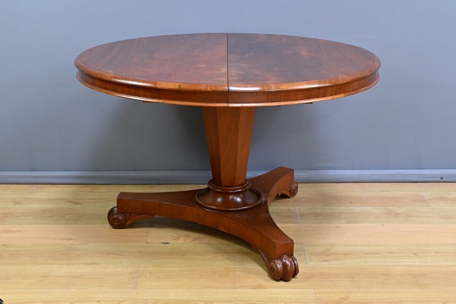 Victorian Mahogany Extending Table, England – Part 2 Of The 19th Century photo furniture