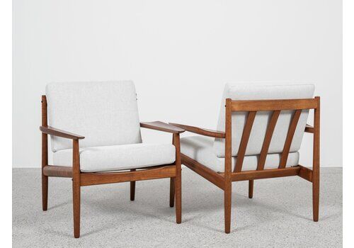 Midcentury Danish Pair Of Easy Chairs By Arne Vodder For Glostrup 1960s