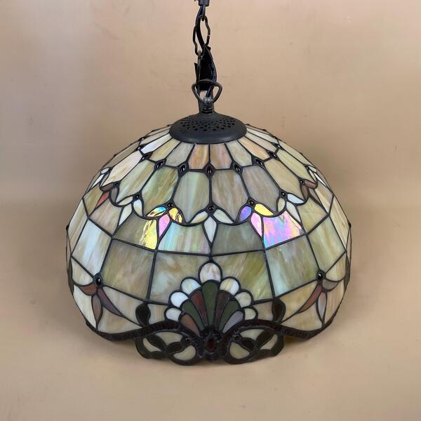 Tiffany Lamp Shade Pearl Floral Pattern Lampshade Ceiling Lamp Stained Glass Stained Lightshade Light Patterned Table Lamp Antique Vintage photo furniture