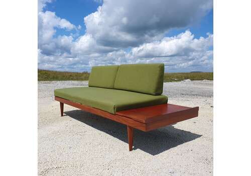 Ingmar Relling For Ekornes, Norway. A Stylish "Svane" Day Bed. 1960s.