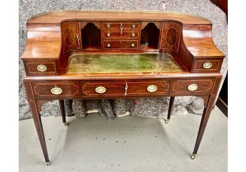 Shapland & Petter Carlton House Desk