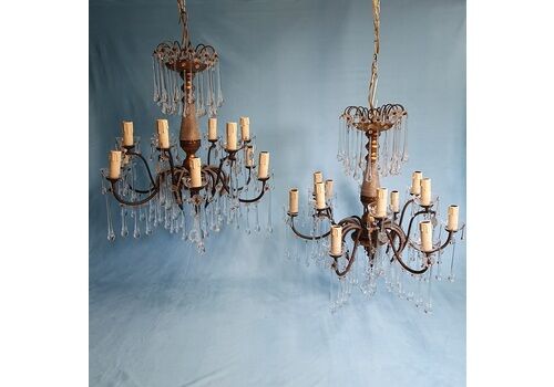 First Half Of The 20th Century Large Pair Of Italian Chandeliers