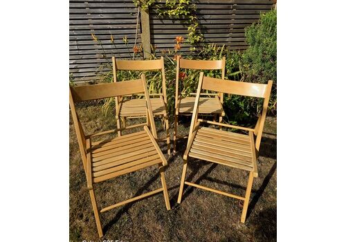 Set Of 4 Vintage Wooden Folding Chairs