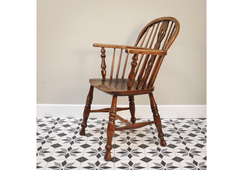 Windsor Chair In Elm And Beech Victorian