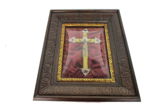 Antique Wooden Frame Red Velvet Convex Glass Crucifix Cross Corpus Christi