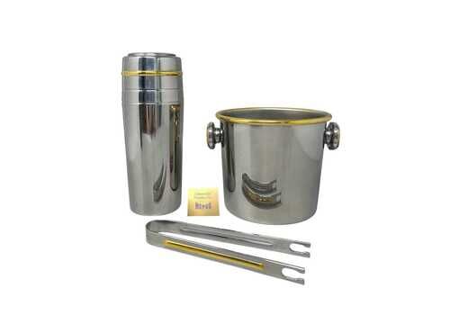 1970s Gorgeous Cocktail Shaker In Gold 24k And Stainless Steel With Ice Bucket By Mepra. Made In Italy