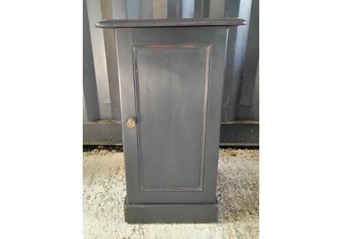 Victorian Mahogany Pot Cupboard