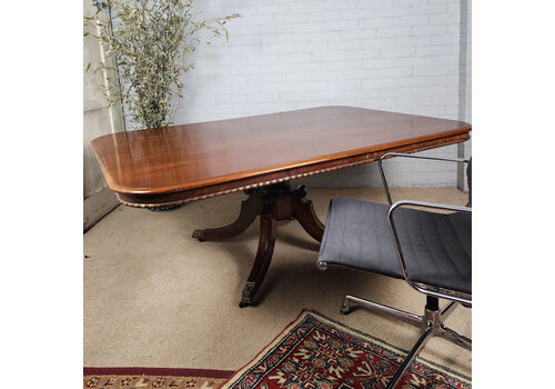 Georgian Mahogany Tilt Top Breakfast Table   Early 19th C.