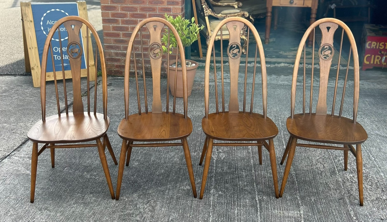 Farmhouse Spindle Back Dining Chairs Spindle Bow Back Farmhouse