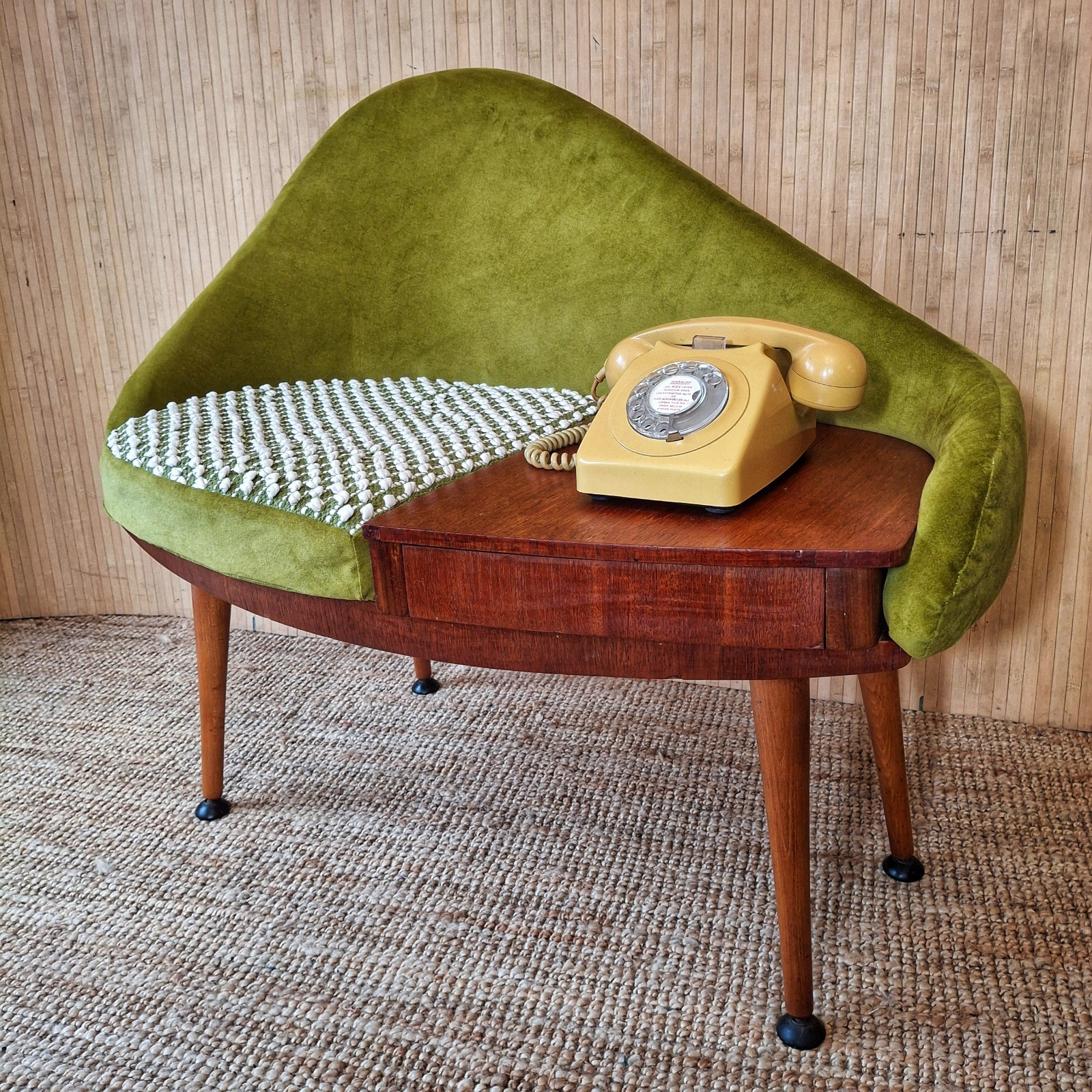 Fab Vintage Retro Chippy Heath Mid Century Teak Telephone