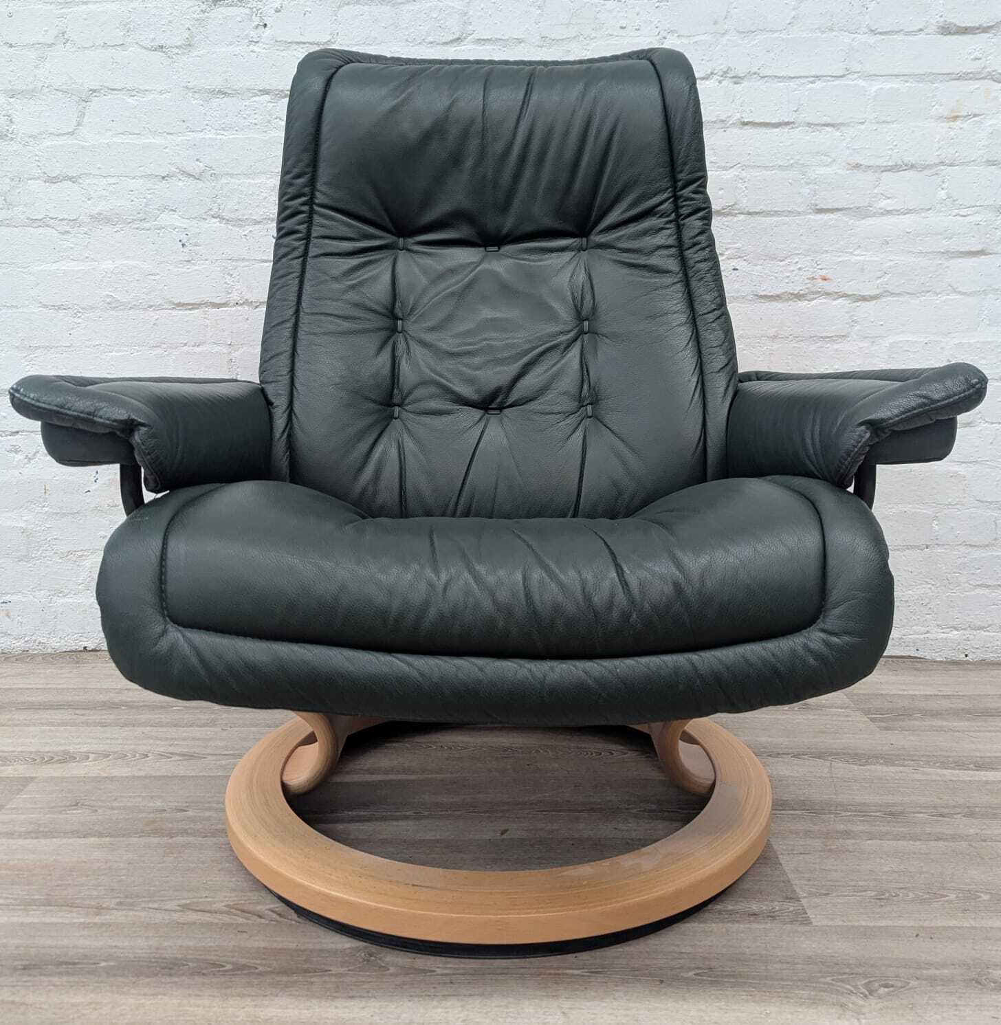 Ekorness Stressless Royal Recliner Armchair Large Green Leather