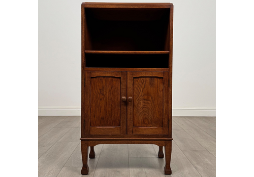 Antique 20th Century Good Quality Small Oak Cabinet
