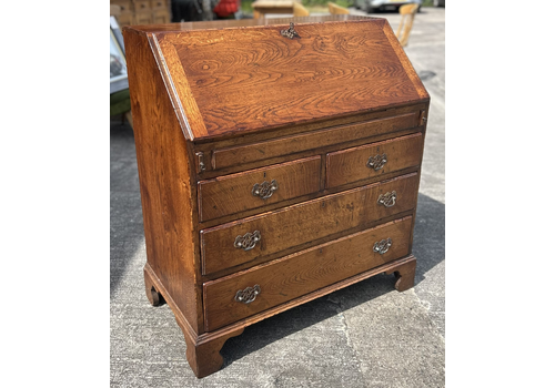 Quality English Country Solid Distressed Oak Bureau Desk With Fitted Interior