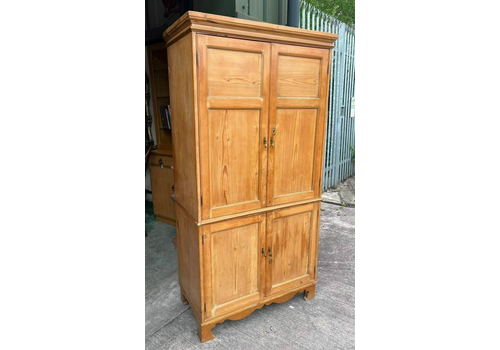 Antique 19th C Pine Large 4 Door Kitchen Housekeepers Larder Pantry Cupboard