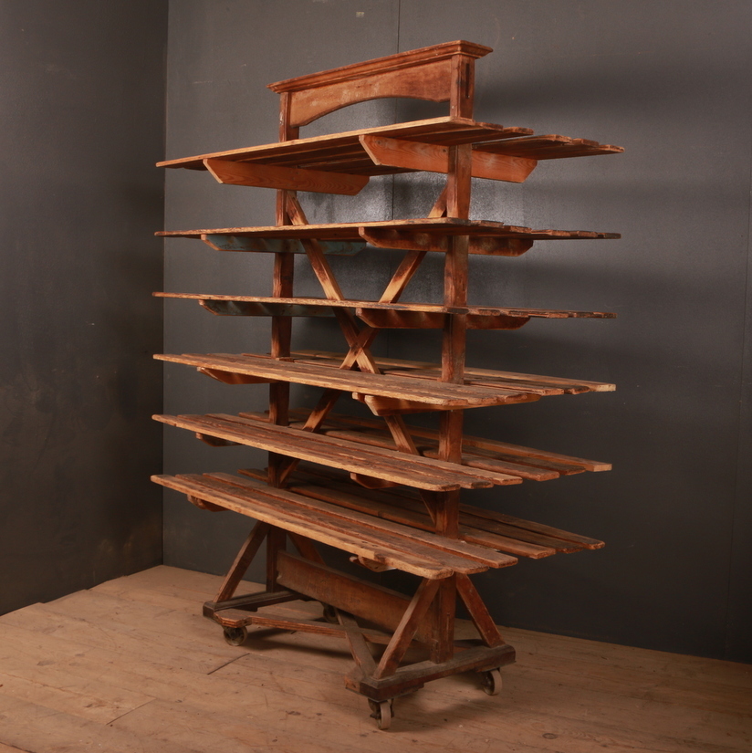 Very Unusual 19th C Pine Bakers Rack. Great Shop Fitting. 1890 Vinterior