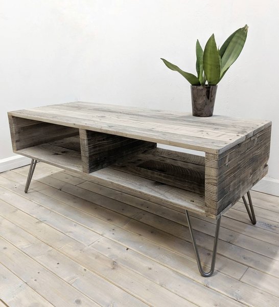 Reclaimed Wood Pallet Coffee Table Turvas In Barnwood Finish With Hairpin Legs Reclaimed Wood Pallet Coffee Table Turvas In Barnwood Finish With Hairpin Legs