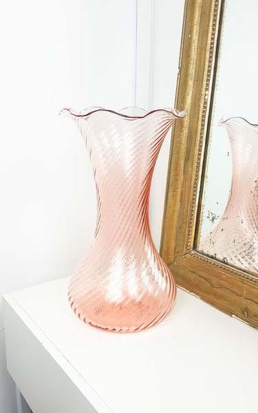 Pink Depression Glass Vase Swirling Vintage Rosaline Made In France Soliflore Decoration Wedding Plants Original Unknown Vinterior - Vintage Pink Depression Glass Vase Pink Depression Glass Vase Swirling Vintage Rosaline Made In France Soliflore Decoration Wedding Plants Original Unknown Vinterior - Vintage Pink Depression Glass Vase