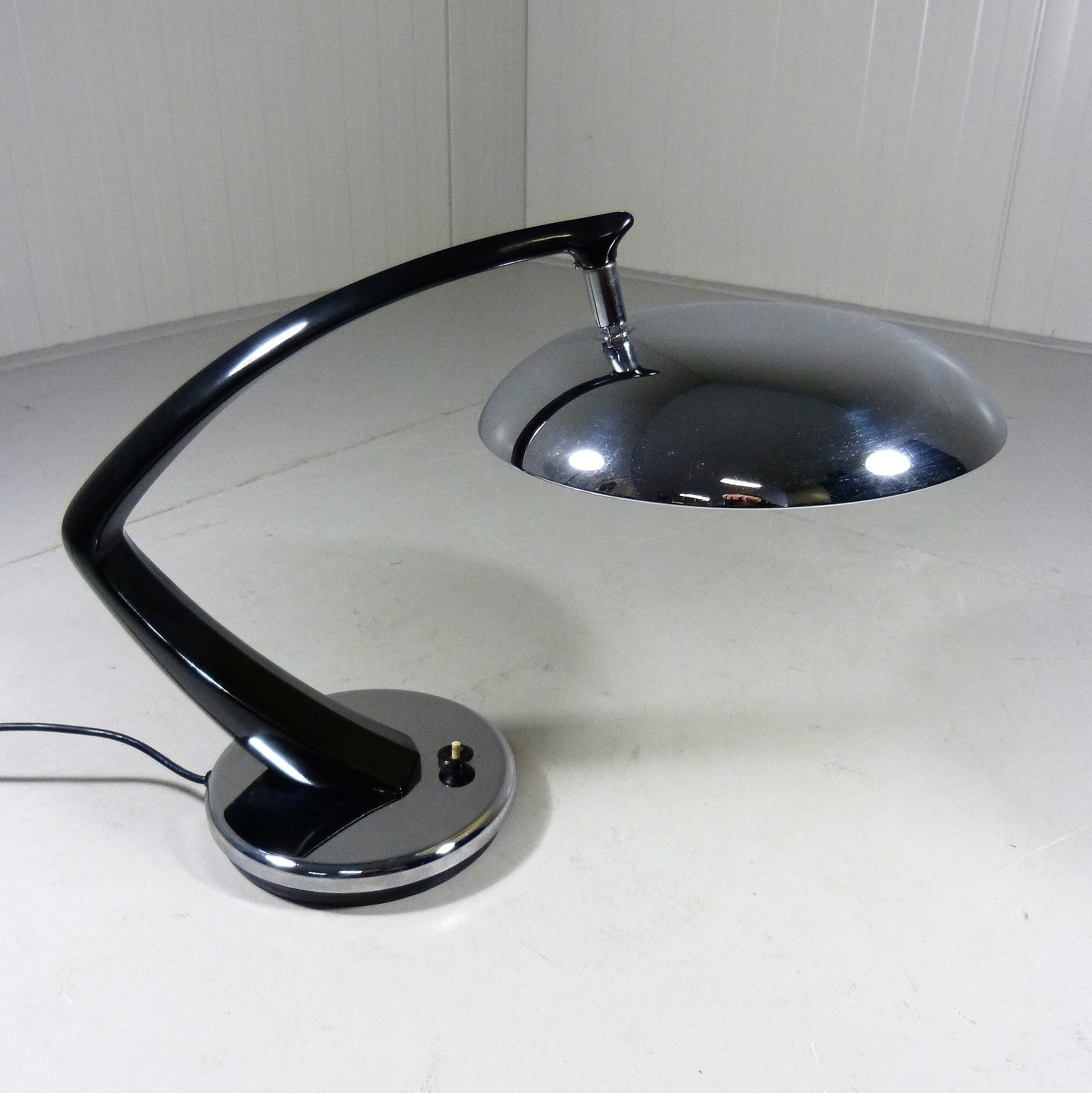 fase boomerang lamp