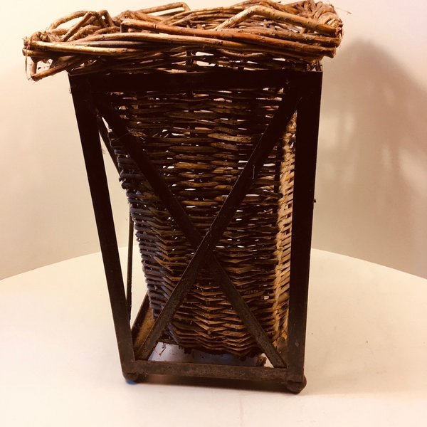 20 Metal Framed Wicker Basket/Stick/Umbrella Stand Vinterior