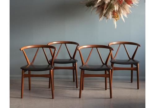 Set Of Four Henning Kjaernulf For Bruno Hansen Curved Back Wishbone Chairs, Rosewood, 255