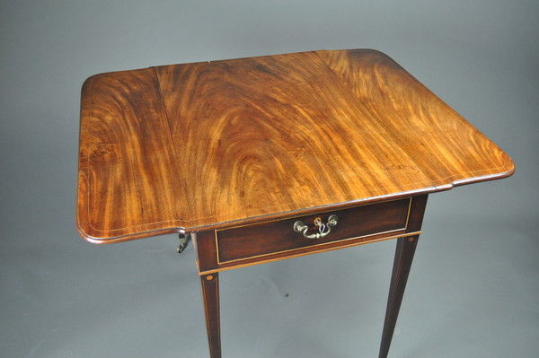Highest Quality Hepplewhite Pembroke Table photo Furniture