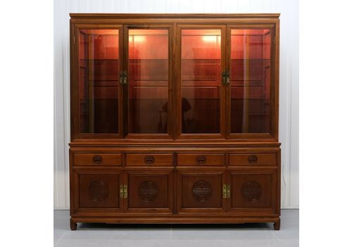 Stunning Chinese Rosewood Sideboard With Glass Shelves Carving Details & Lights
