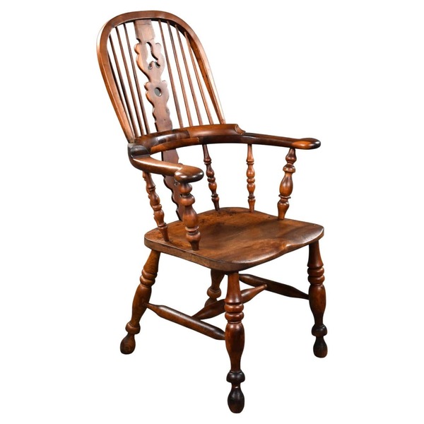 19th Century English Yew Wood High Back Broad Arm Windsor Chair Vinterior