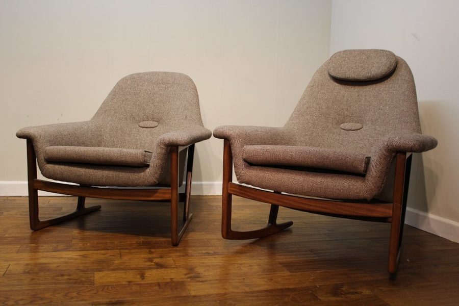 Gimson And Slater Teak Framed Sofa And Chairs. photo furniture