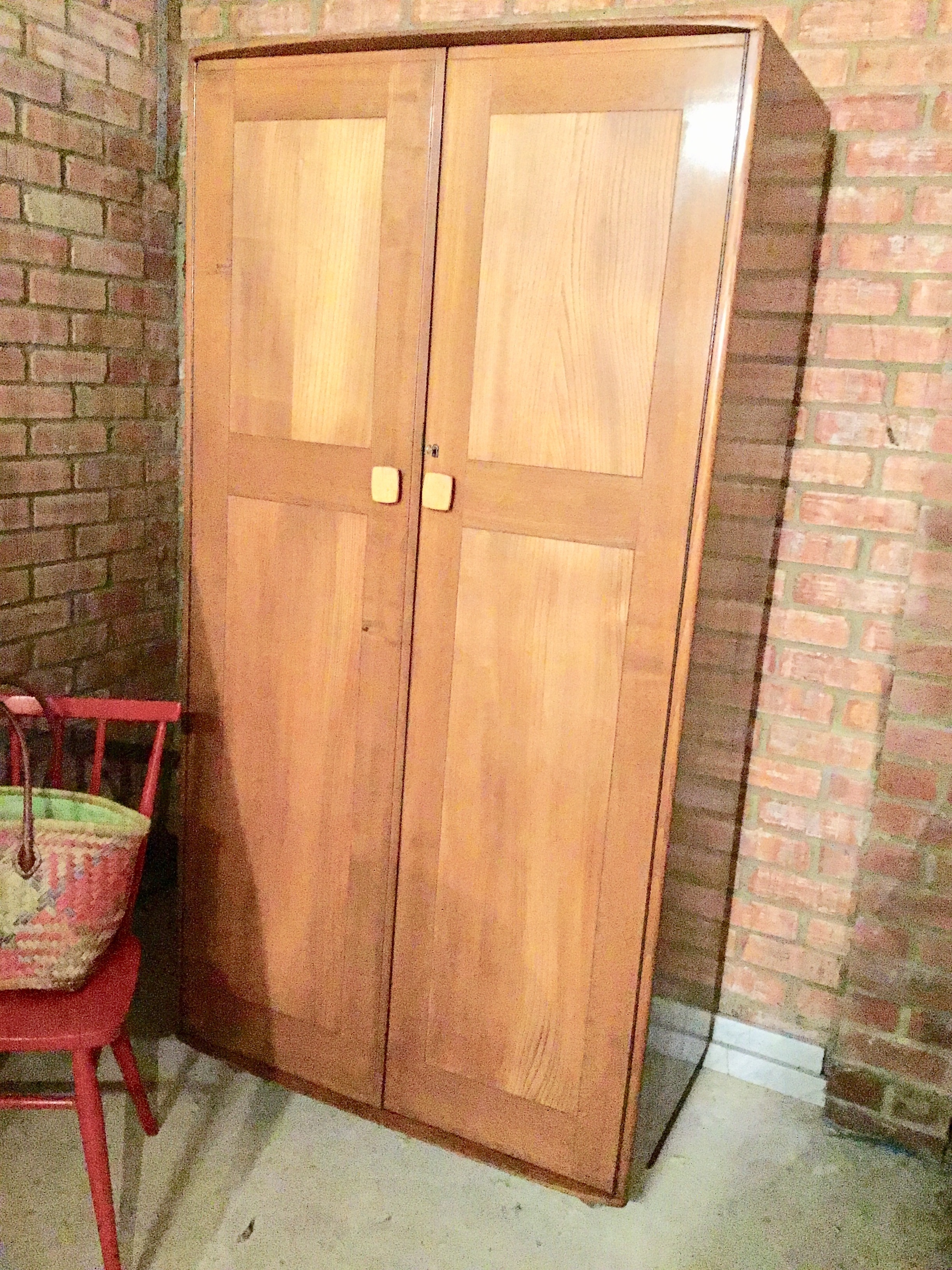 Vintage Ercol Wardrobe Model 481 Golden Dawn Circa 1960's Vgc Vinterior