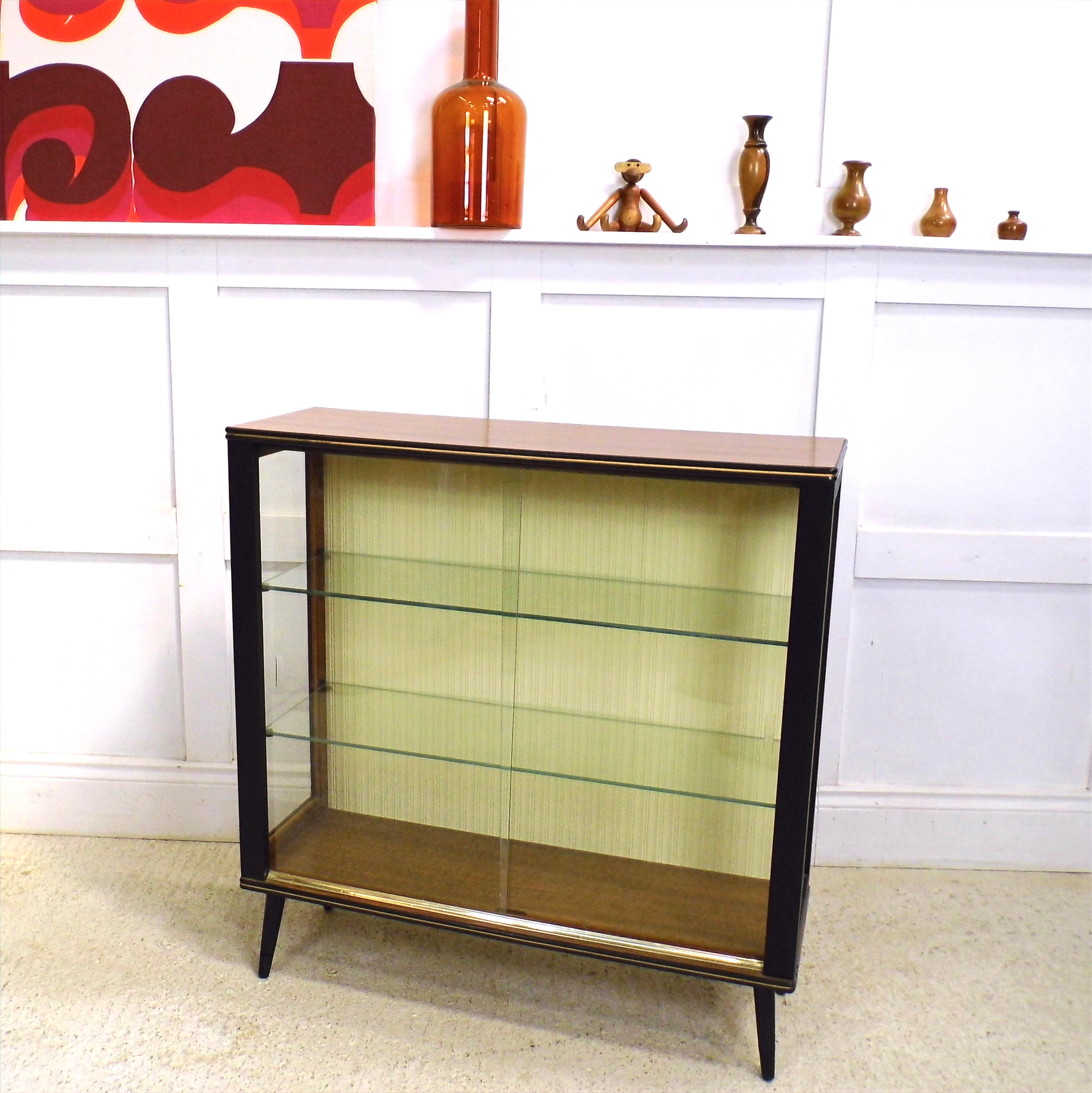 Vintage Retro Midcentury 1950s Turnidge Display Bar Glazed